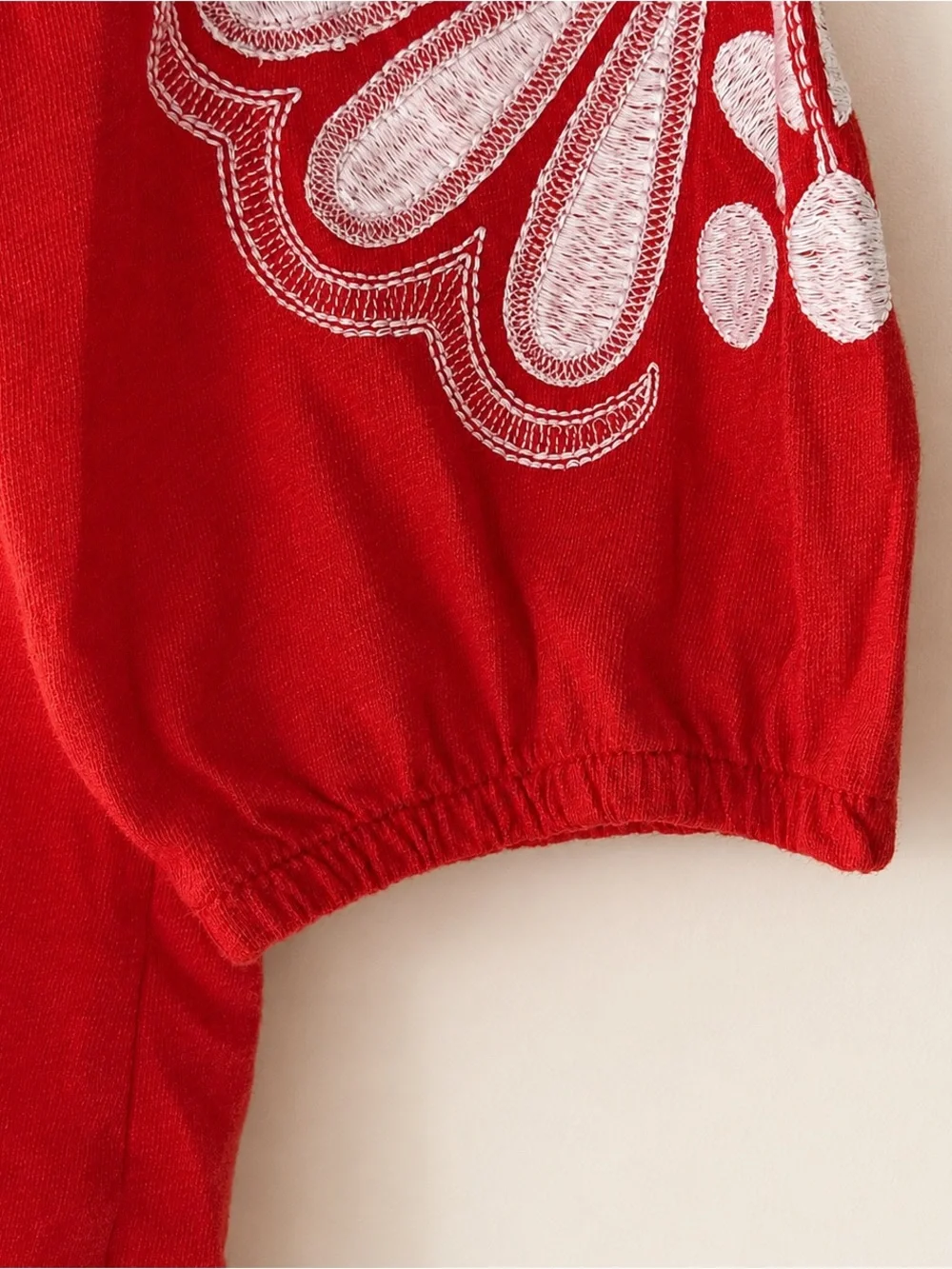 Talbots Red Embroidered Floral Sleeve Top M 3/4 Sleeve - Picture 4 of 7